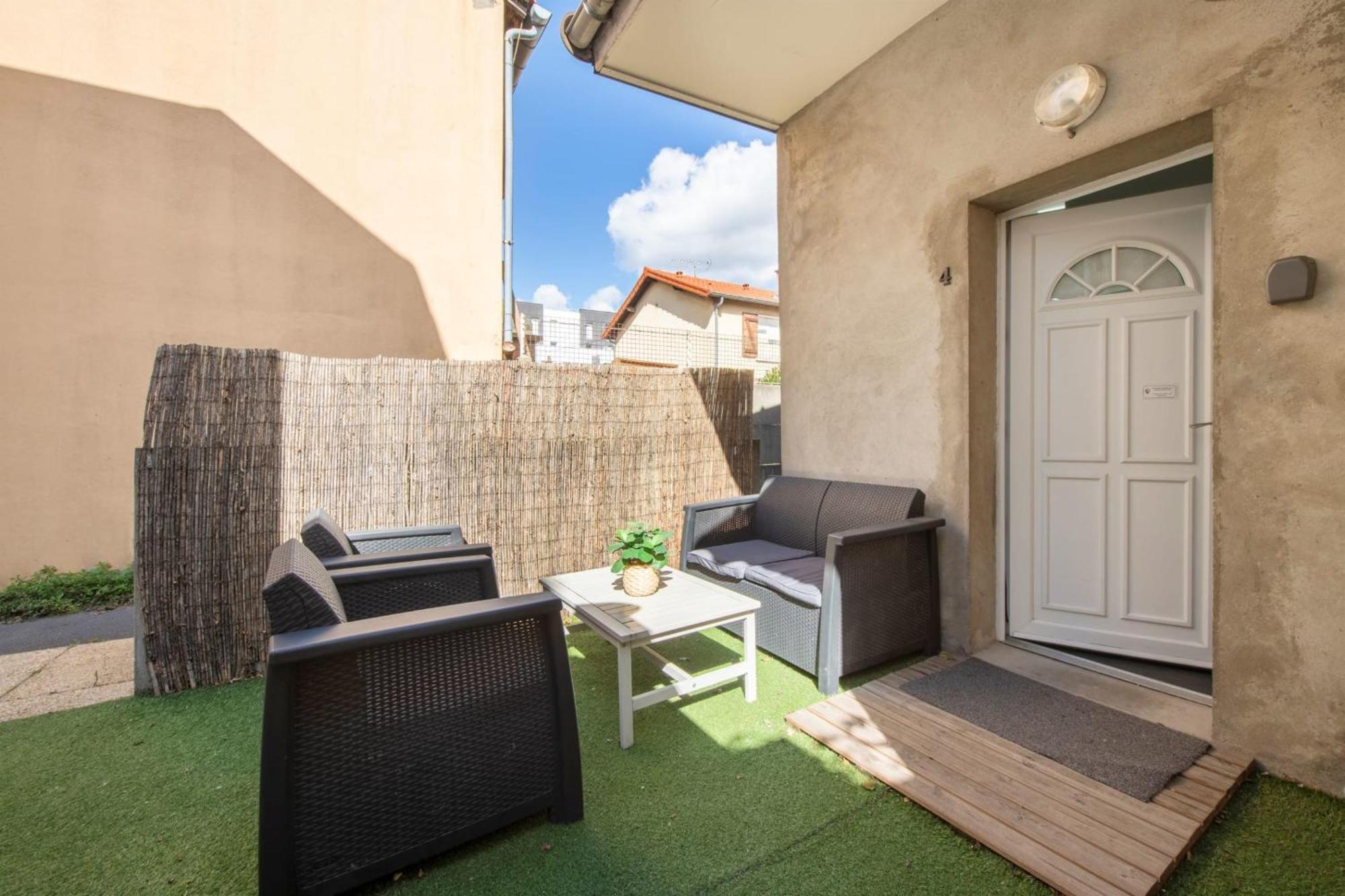 Benfleet 4 Cosy Studio Proche Paris Lägenhet Romainville Exteriör bild